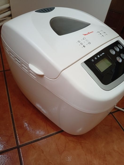 Aparat de făcut paine Moulinex