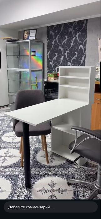 Продам два маникюрных стола