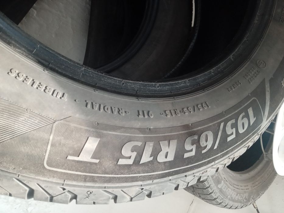 Пара шин на 195/65/15