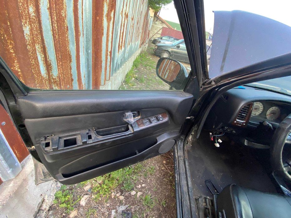 Nissan Pathfinder 3.5i автомат кожа на части нисан патфайндър