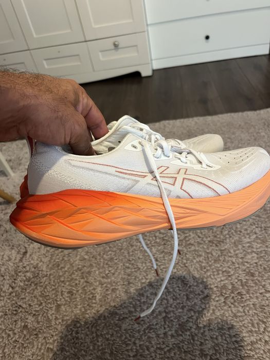 Asics Novablast 4-оригинални маратонки