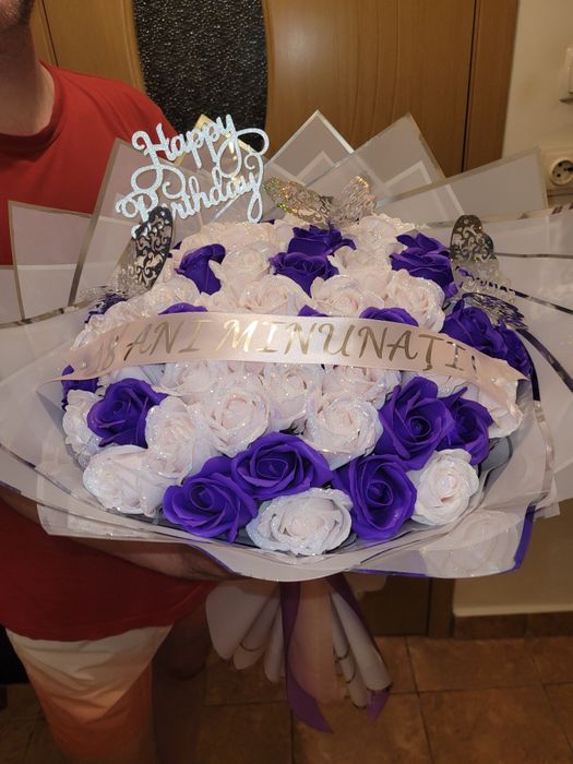 Trandafiri din satin și săpun