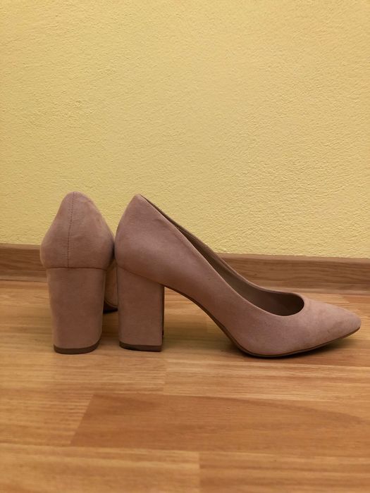Pantofi cu toc H&M