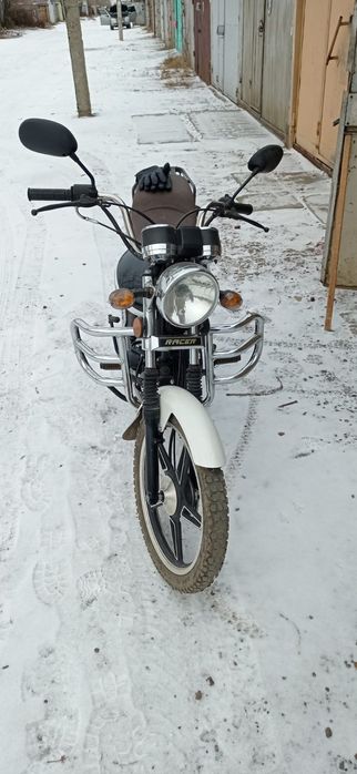 Продаётся мотоцикл Racer , все документы.