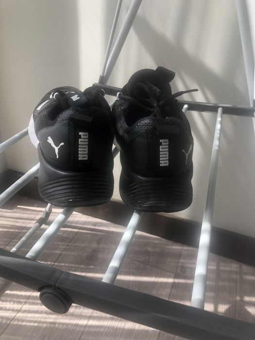 Кроссовки новые