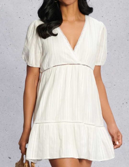 Рокля с английски бродерия/рокля по тялото / златиста рокля /бордо