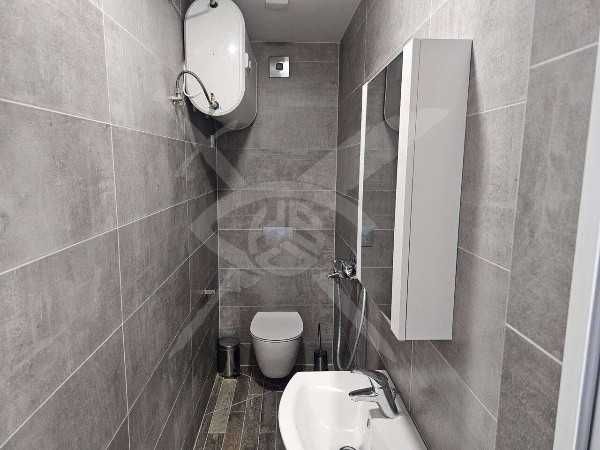 Дава се под наем Офис в Пловдив, Център - 301 кв.м за 1994.61 € - Снимка #5