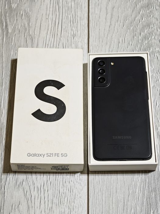 Samsung S21 FE 128 gb Ram 6 5G