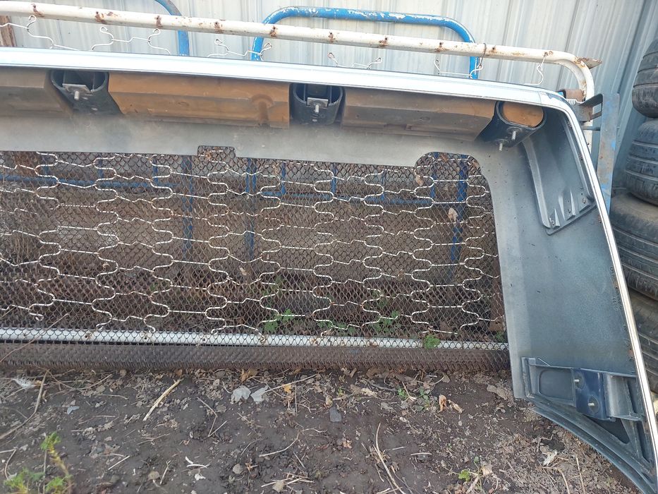 Продам Бампер W124