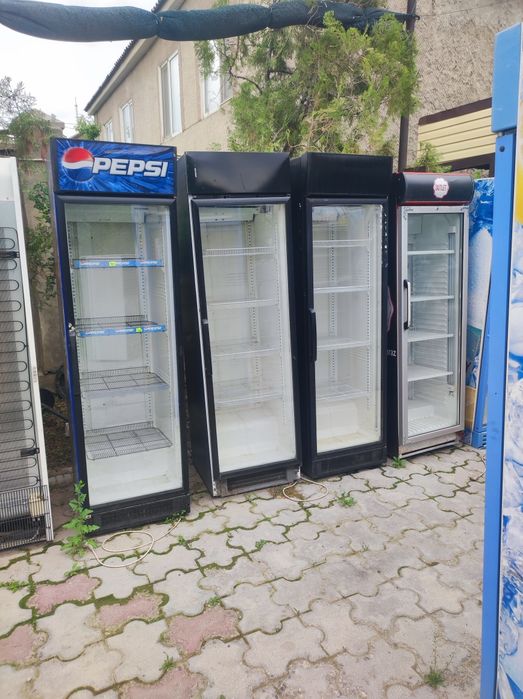 Холодильник стекло