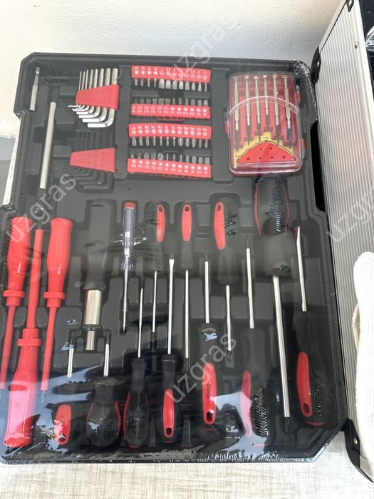 Бепул доставка ключ набор 213 персон в большом чемодане оригинал новый