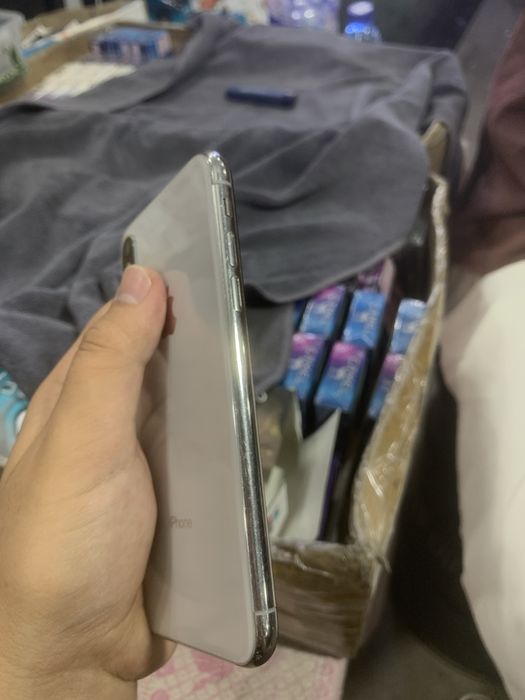 Iphone x  Oq rang 256 gb ideal holat