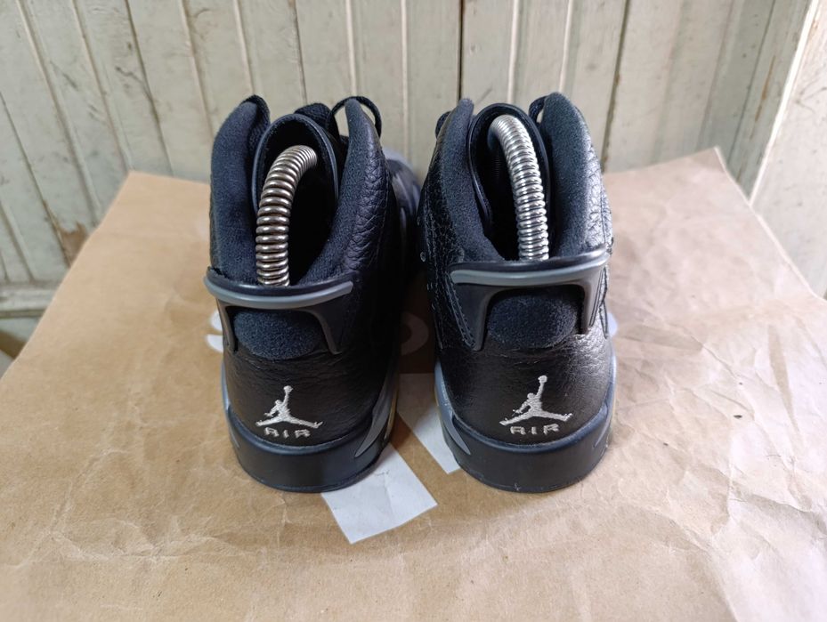 Air Jordan 6 Retro GS 'Black Cool Grey'оригинални маратонки 36.5 номер