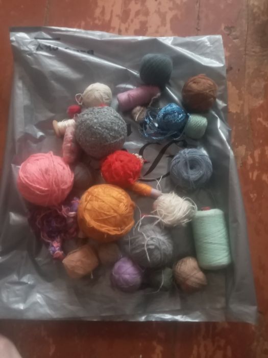 Продам срочно нитки