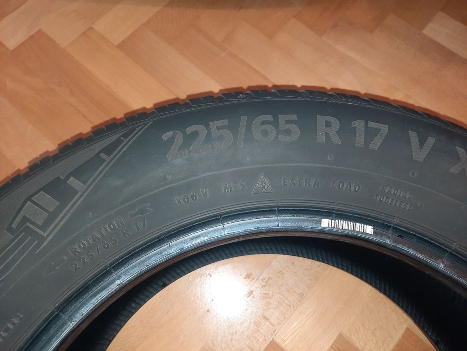 225/65R17 Continental Всесезонни