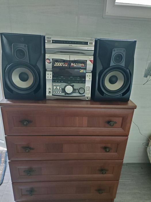 Музыкальный центр Sony GRX8