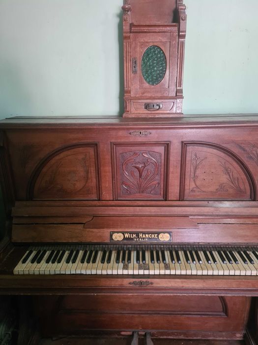 Старинное пианино 1889г.