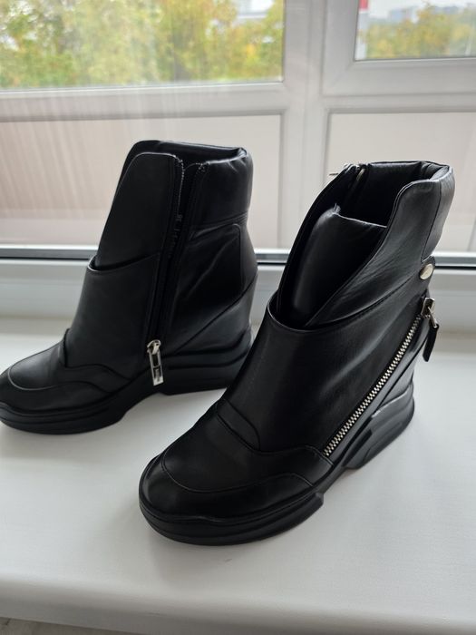 Продам ботиночки BASCONI