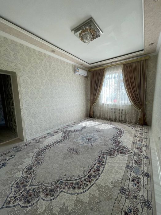 Жомбой туман 3 хонали 3 этажда 4 этажли янги уйларда квартира сотилади