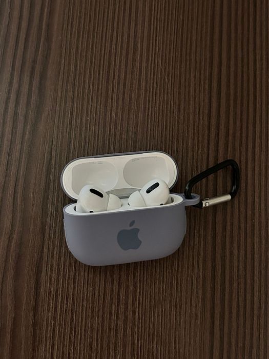 Продам наушники AirPods Pro