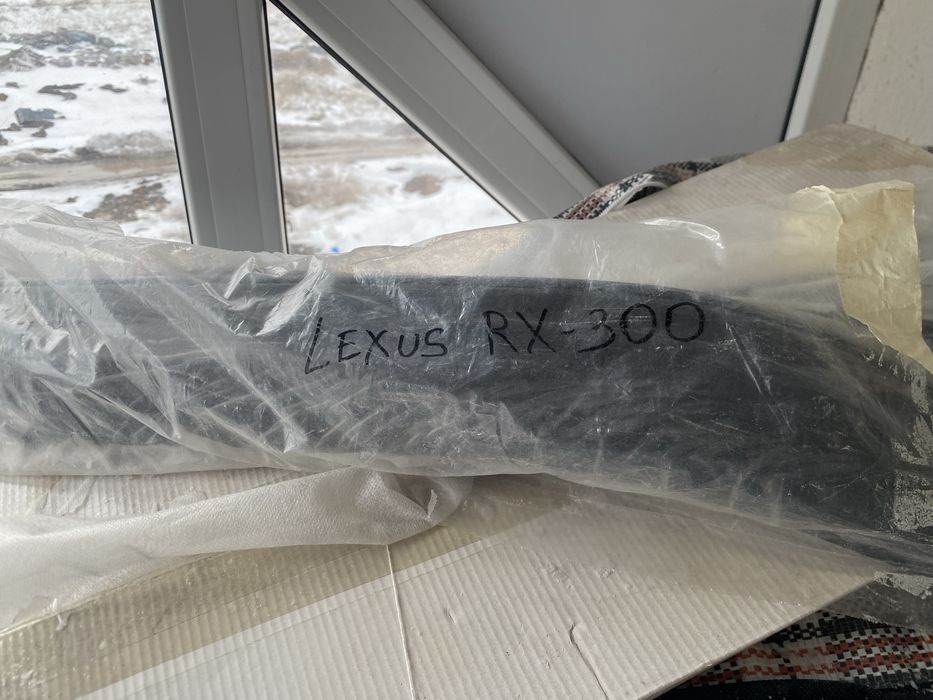 Ветровики на Lexus RX 300