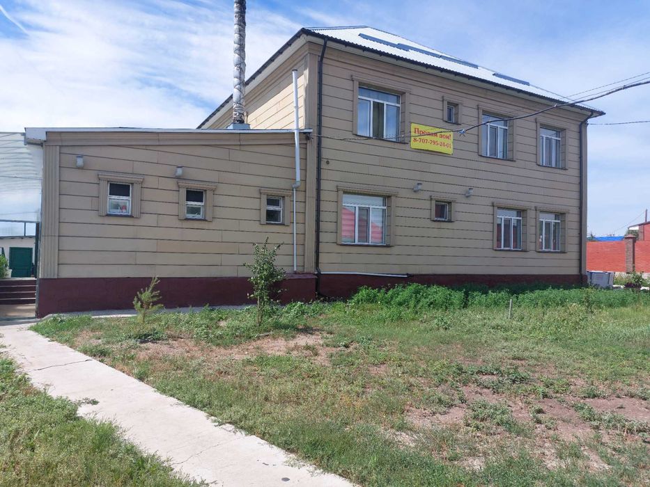 Дом двухэтажный со всеми удобствами