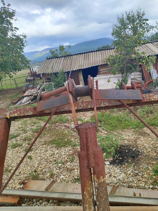 Навесен събирач за пръчки