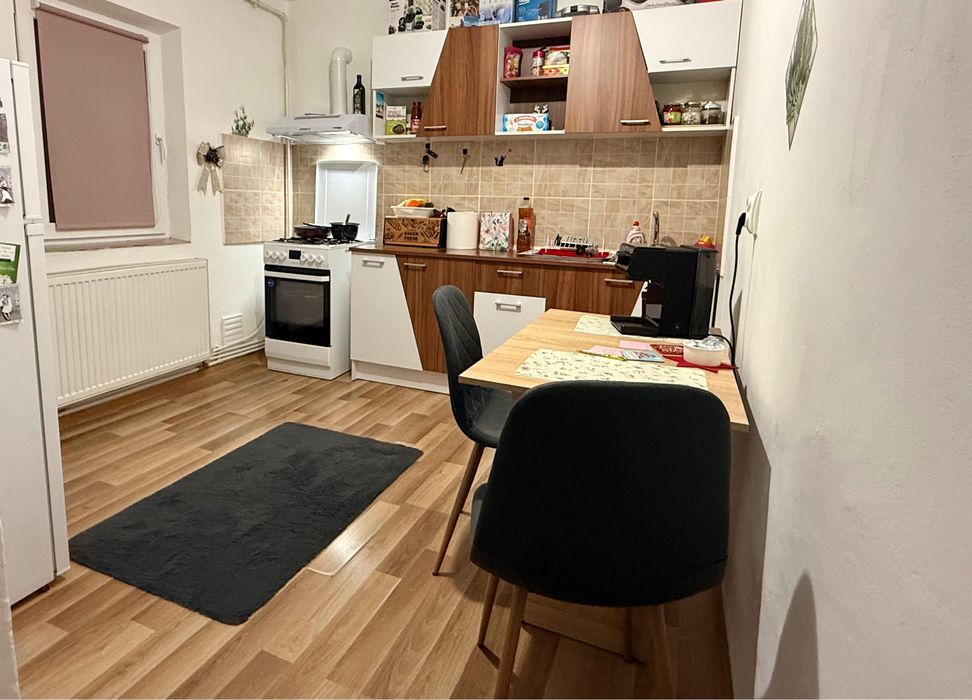 Inchiriez garsoniera in regim hotelier zona Mall