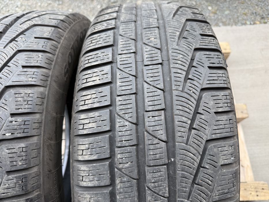 2бр. Зимни Гуми С Борд 235/55R/18 -PIRELLI- DOT:1322, 6.0мм.