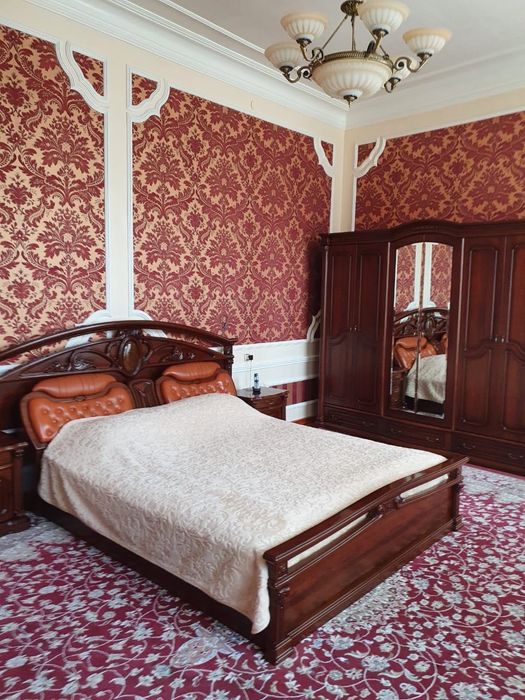 Дом с красивым участком Озод Шарк. больница, пивзавод