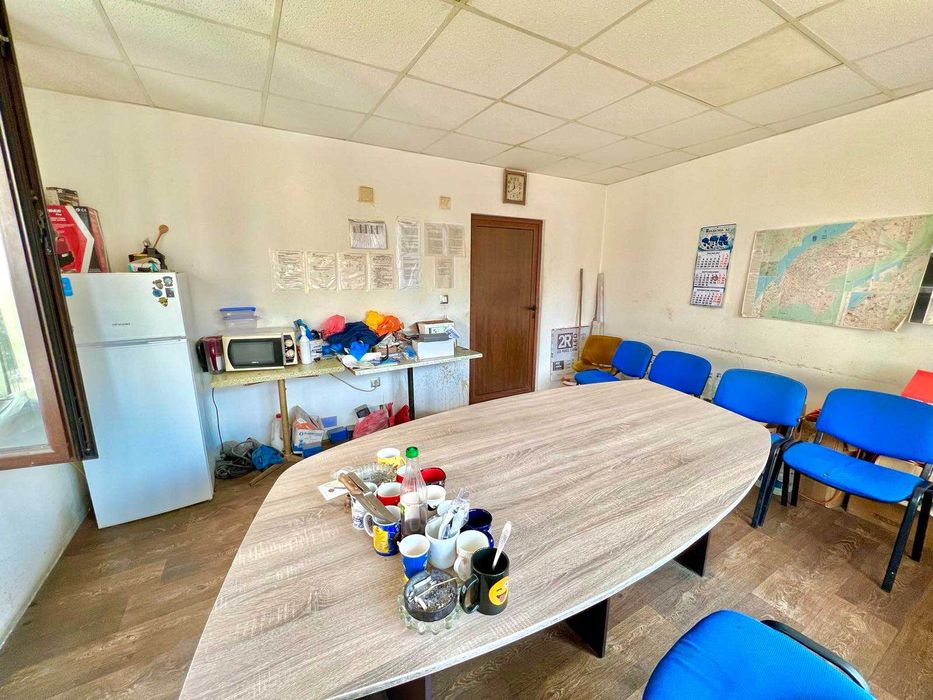 Продава се Магазин в Русе, Център - 225 кв.м за 1329 €/кв.м - Снимка #2