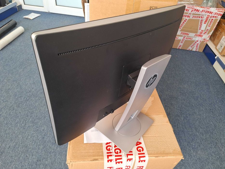 Monitoare HP EliteDisplay E242 24-inch Monitor FHD IPS