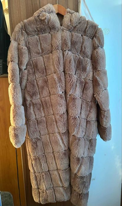 Haina de blana artificiala