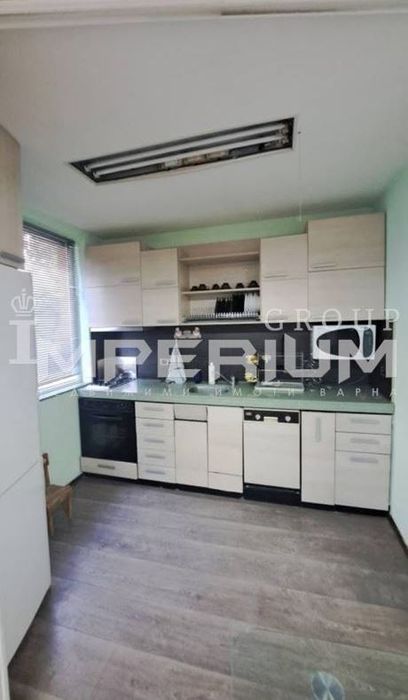 Дава се под наем Двустаен апартамент в Варна, Колхозен пазар - 65 кв.м за 357 € - Снимка #4