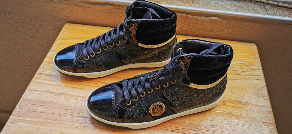 Оригинални маркови дамски сникърси 1932 By SERAFINI - 37 номер