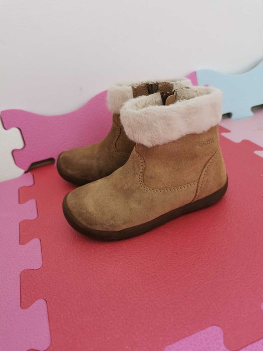 Детски велурени боти geox 25 номер