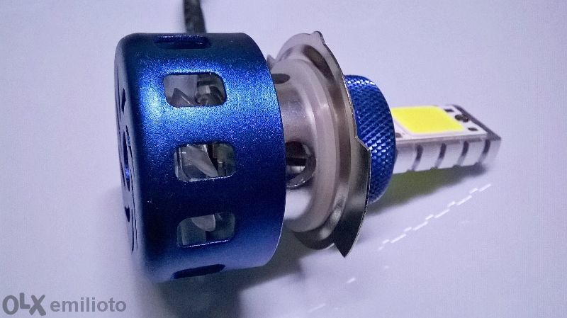 LED Фар с два броя Cob LED къси и дълги светлини