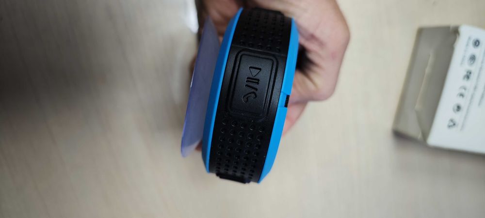 Boxa Bluetooth rezistent la apa
