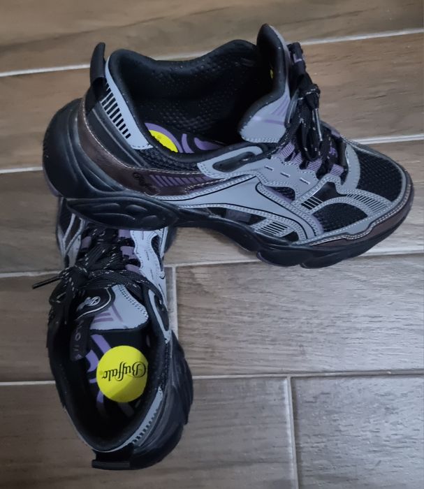 Adidasi buffalo de vanzare