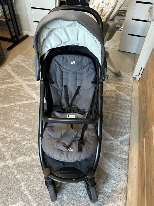 Коляска прогулочная Joie