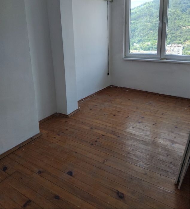 Продава се Четиристаен апартамент в Дупница - 80 кв.м за 631 €/кв.м - Снимка #7