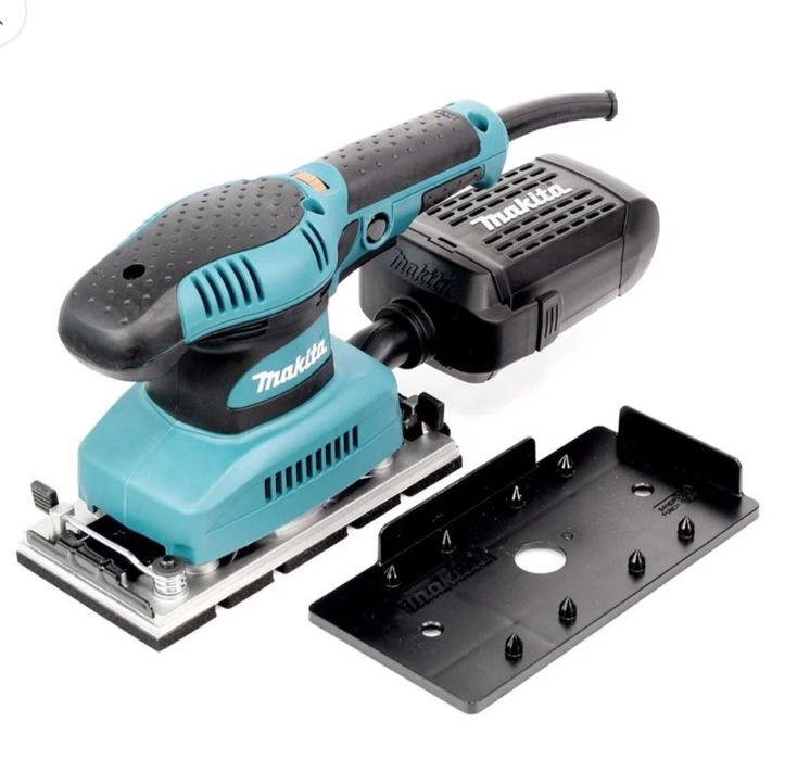 Нов виброшлайф Makita BO3711