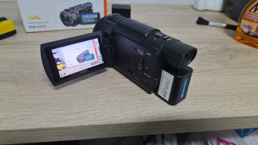 Sony FDR-AX53 4K Handycam + аксесоари