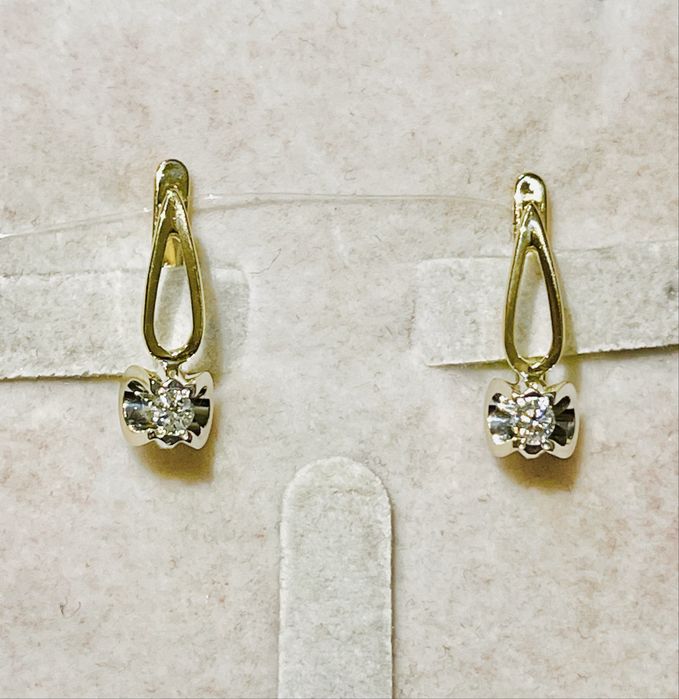 Золотые серьги с бриллиантом 585 Россия