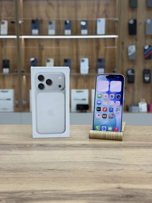 iPhone 17 Pro 256 gb | 100% | iStatus