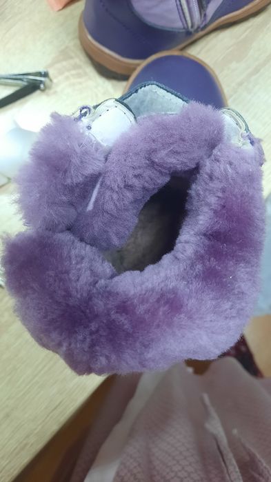 Недорого продаются сапожки