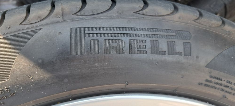 Лети джанти 18ки с летни гуми Пирели 245 45 18