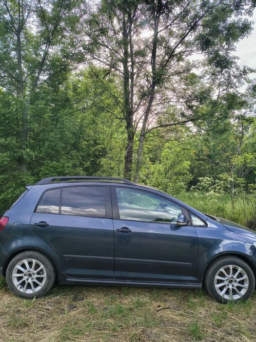 Vand golf 5 plus dezmembrari