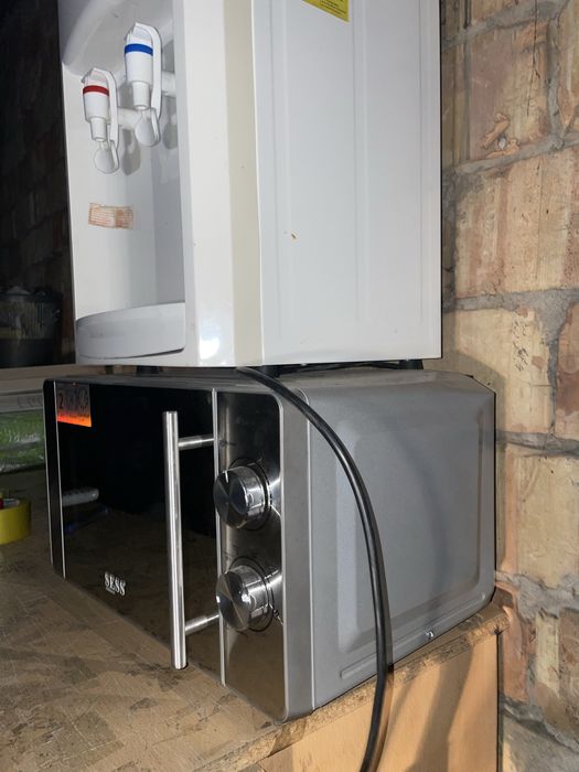 Микроволновая печь микроволновка