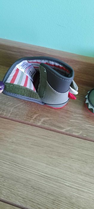 Меки ботушки Next кроко